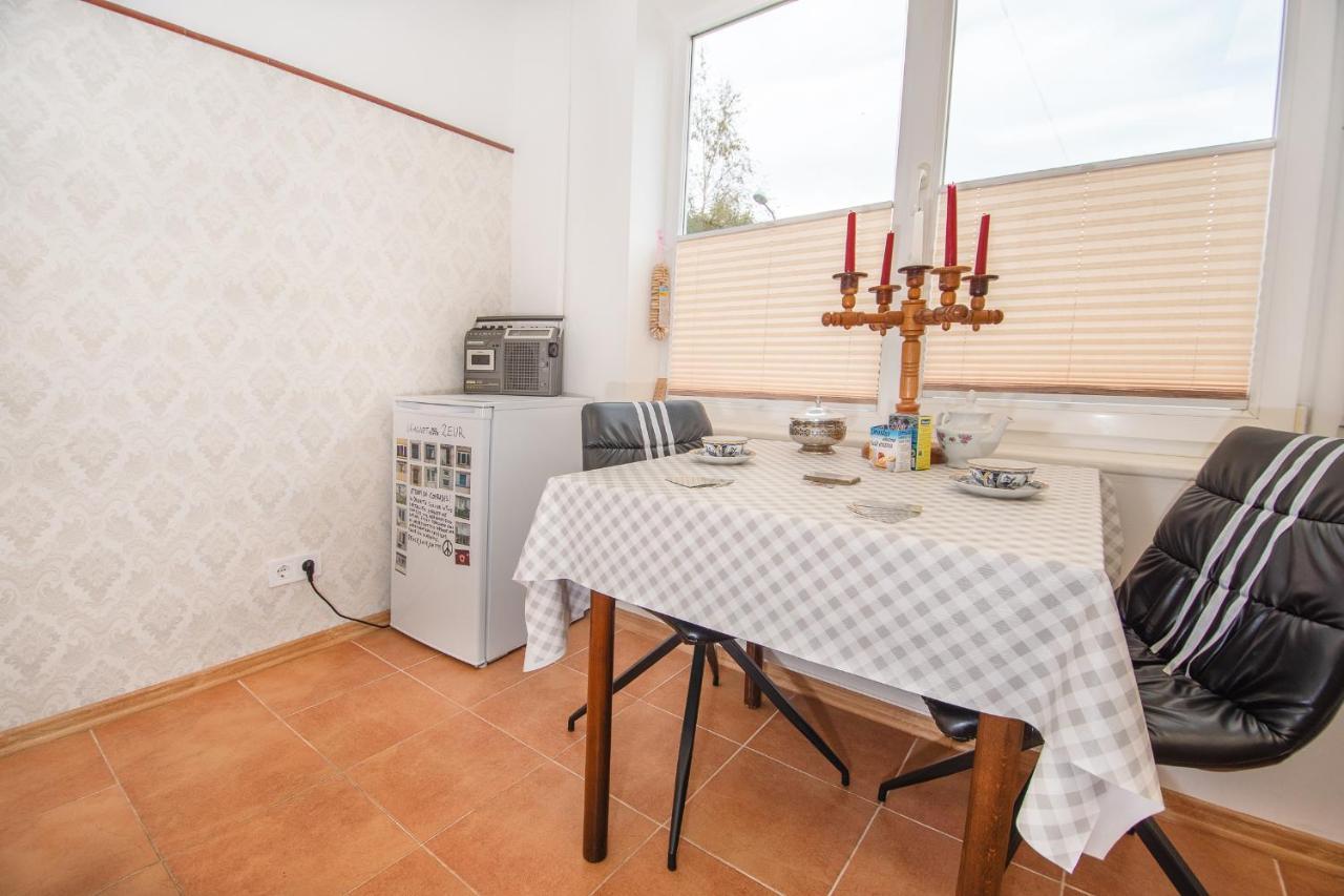 Karostas Pludmales Apartmenti 80-90 Gadu Stila Liepāja Exterior foto